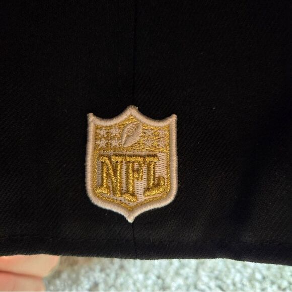 NEW ERA Seattle Seahawks Reflective Metallic Gold Fitted Cap  Size71/4 - Picture 4 of 12